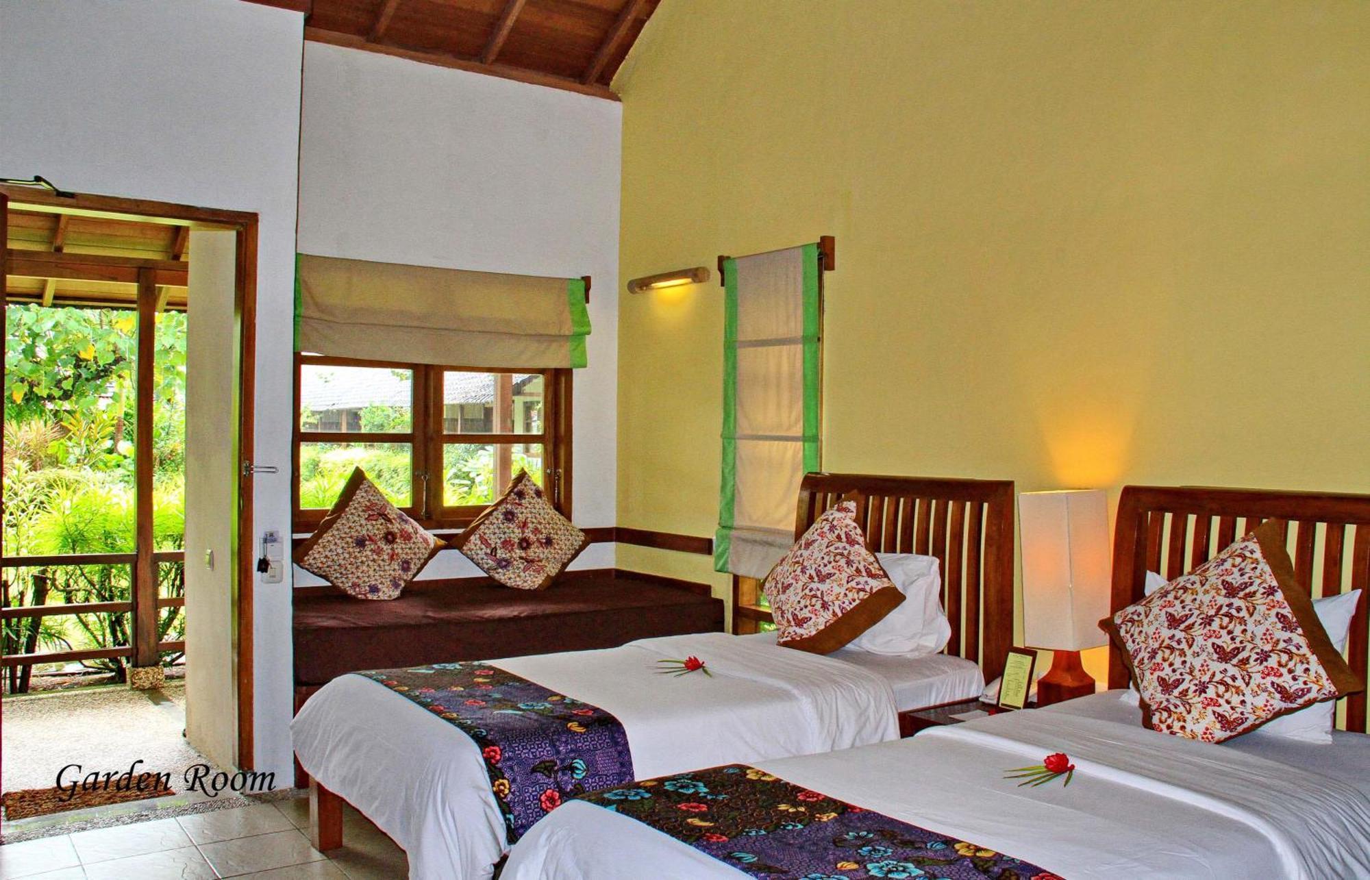 Hotel Cocotinos Manado Extérieur photo
